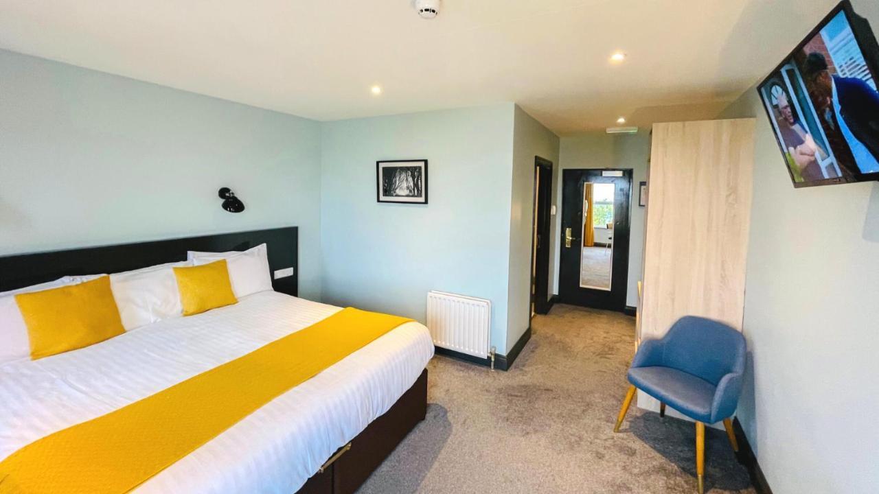 Marine Hotel Ballycastle Esterno foto