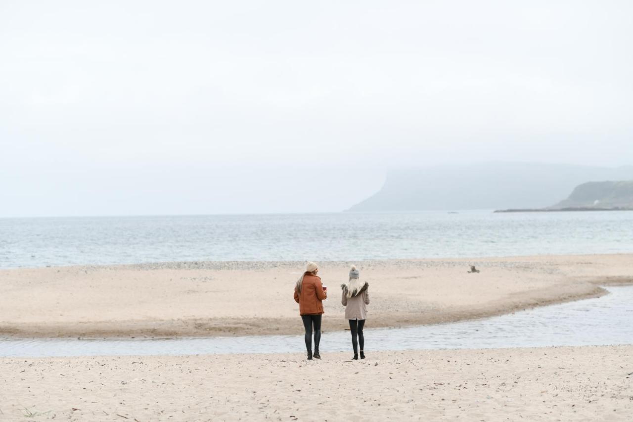 Marine Hotel Ballycastle Esterno foto